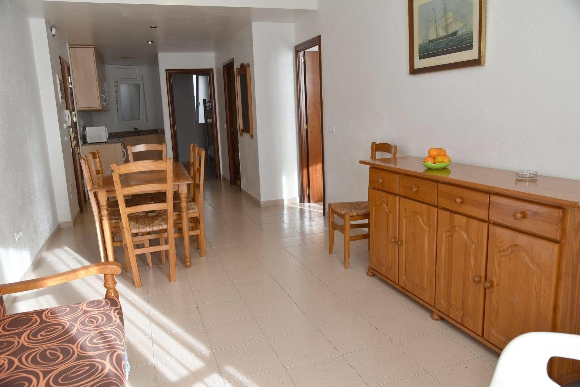 Apartamentos Ar Dosjoimi Lloret de Mar Exteriér fotografie