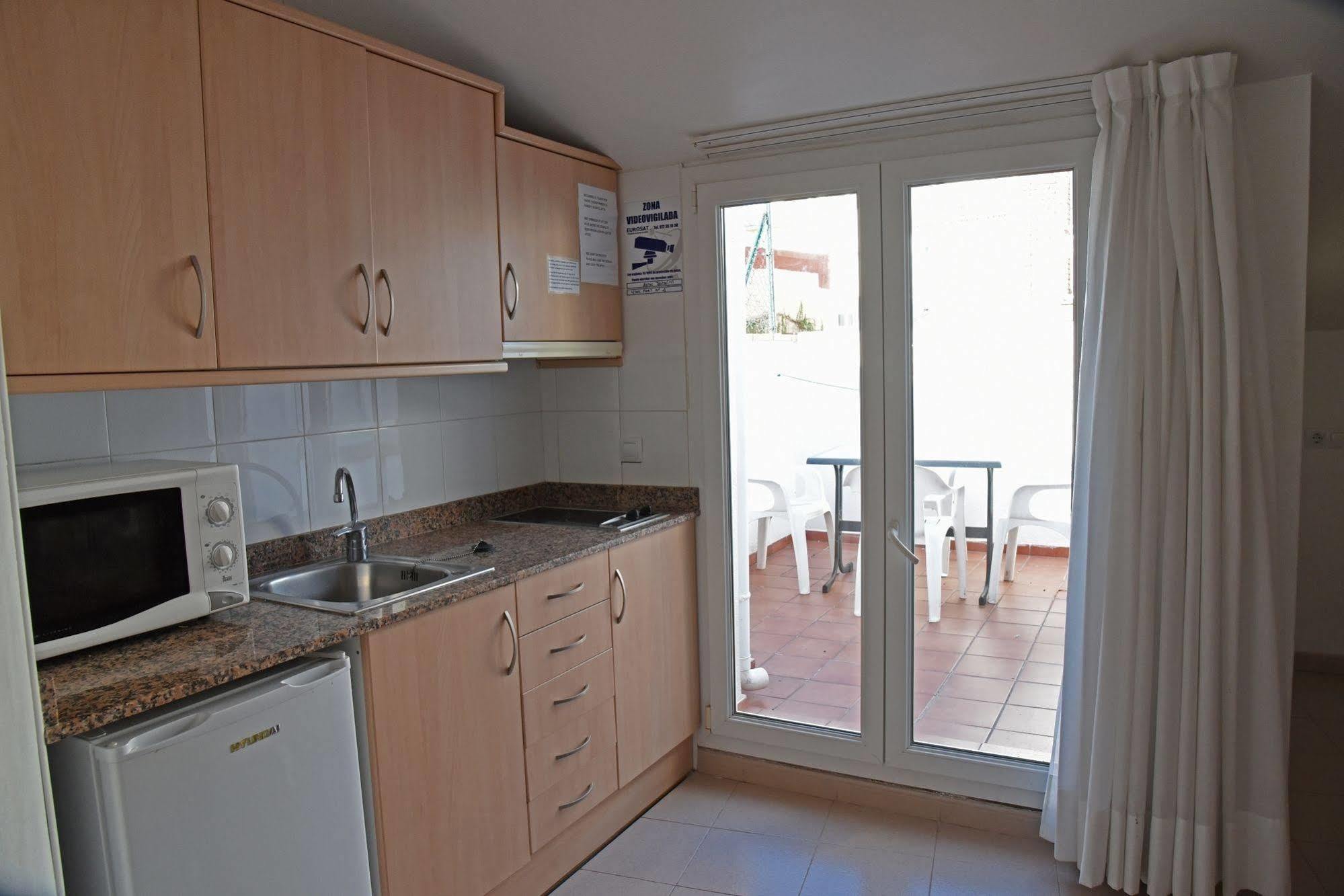 Apartamentos Ar Dosjoimi Lloret de Mar Exteriér fotografie